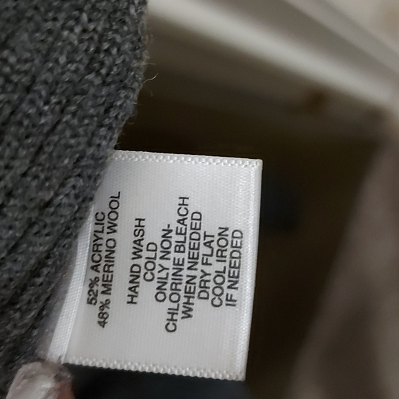 Ann Taylor loft short sleeve sweater dress - Picture 5 of 5